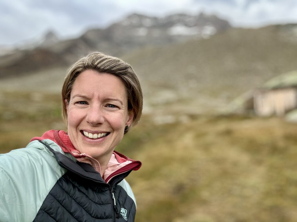 Martina Pfiffner in den Bergen